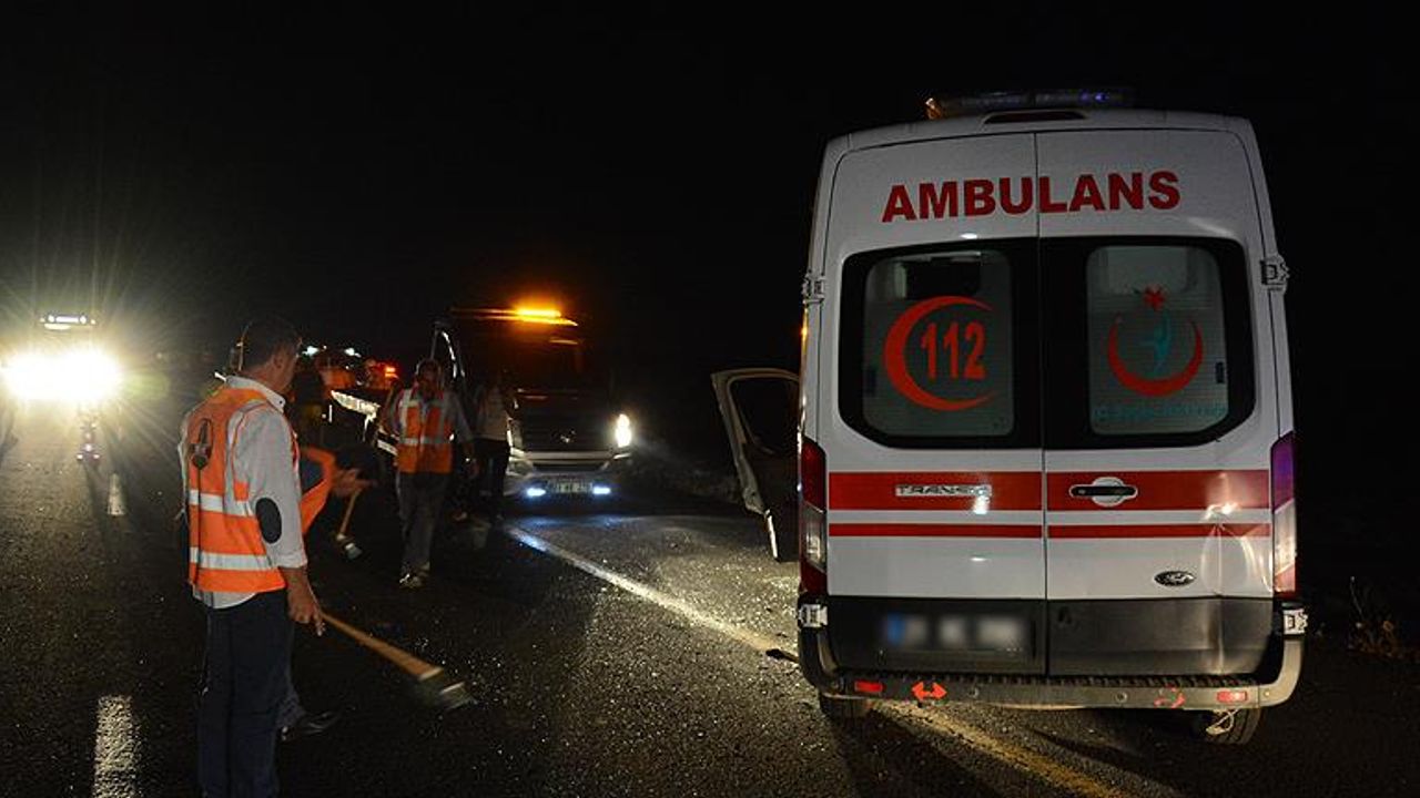 Uşak'ta Şarampole Düşen Otomobilde 1 Kişi Yaralandı