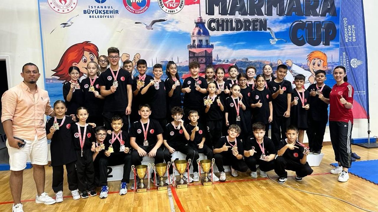 Uşaklı Milli Sporcular, Uluslararası Marmara Cup'ta 26 Madalya Kazandı