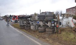 Uşak'ta Beton Mikseri Şarampole Devrildi Sürücüsü Yaralandı