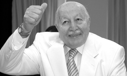 Necmettin Erbakan'ı Rahmetle Anıyoruz