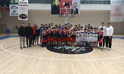 Uşak’ta U-14 Basketbol İl Şampiyonası Tamamlandı: Anadolu 64 Spor Kulübü Zirvede!