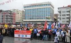 Uşak’ta Kamu Çalışanlarından İş Bırakma Eylemi