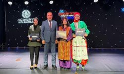 Selin Özkan, Şiir Okuma Yarışmasında Bölge Birincisi