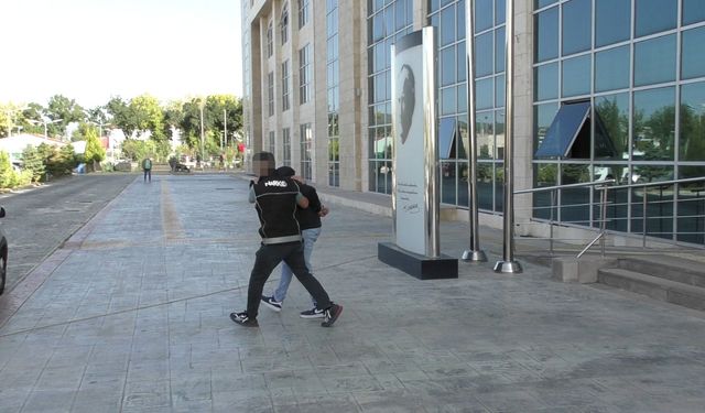 Uşak’ta Uyuşturucu Satıcısı Tutuklandı