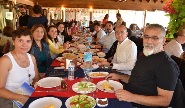 Öğretmenler Yarınlar İçin Birlikte