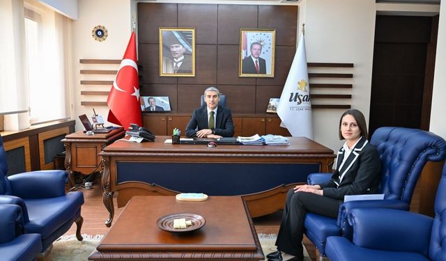 Sivaslı’nın Yeni Kaymakamı Eda Nur Yurt Oldu