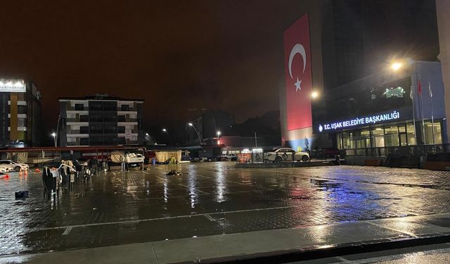 “Demokrasi Nöbeti” Büyük Başladı, Sessiz Bitti