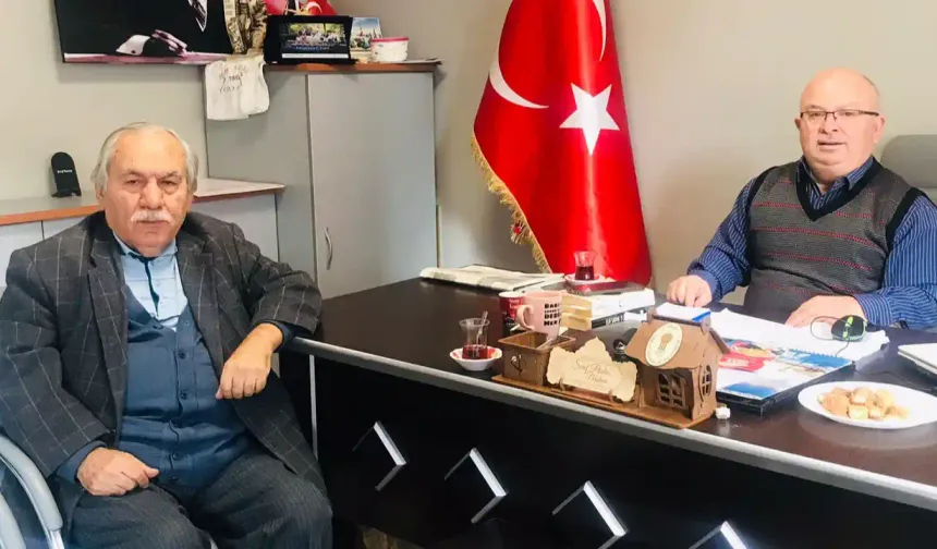 Uşaklı Şair Bekir’den Aşçılar Odası Başkanına Özel Ziyaret