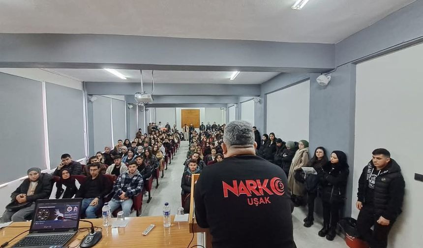 Banaz Meslek Yüksekokulu’nda ‘Narko Gençlik’ Semineri Düzenlendi