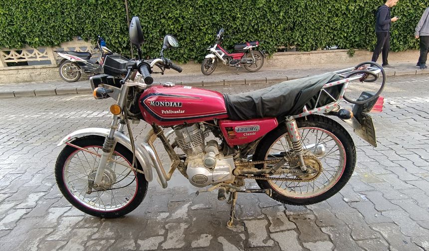 Halil Aslan’ın Park Halindeki Motosikleti Çalındı