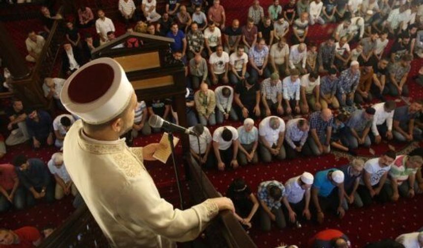 Acının Gölgesinde Okunan Hutbe: Yetersiz, mesafeli, sığ ve etkisiz!