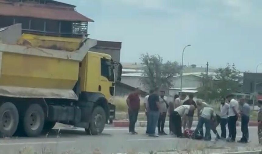 Uşak Belediyesi Kamyonu Yayaya Çarptı: Durumu Ağır
